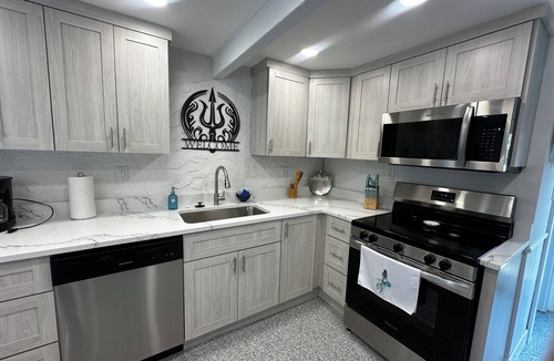 Weeki Wachee Gardens Cabin | Neptune's Grotto Waterfront Retreat