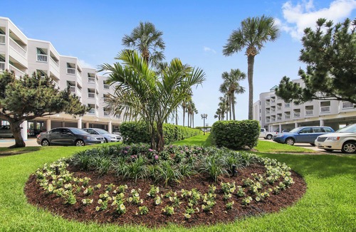 Galveston Condo | Neptune's Retreat by Ryson Vacation Rentals