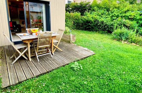 Saint-Julien Apartment | Neptune YourHostHelper