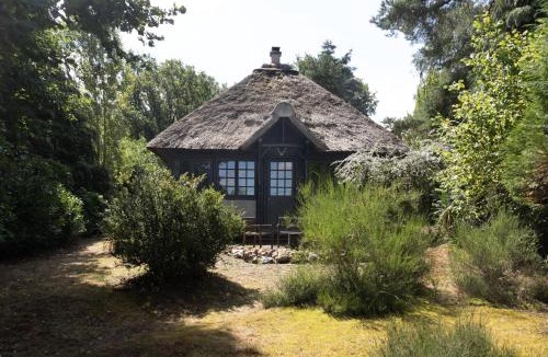 Saint-Remy-l'Honore House | Neska Lodge