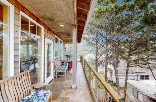 Neskowin House | Neskowin Treehouse