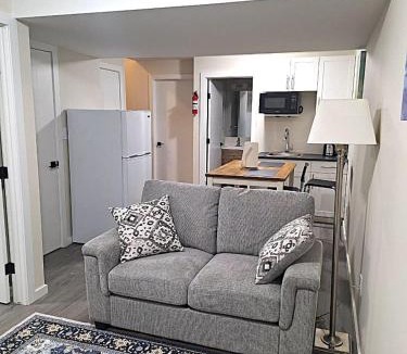 Fort Gary Apartment | Nest and Rest Cozy Suite