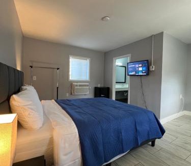 Watertown House | Nest Inn