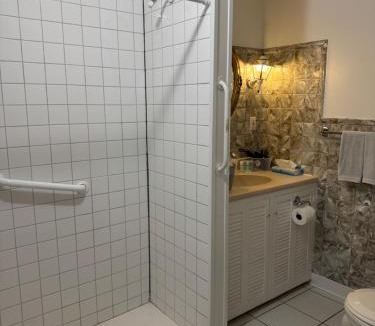 Hermann Hotel | Nestle Inn