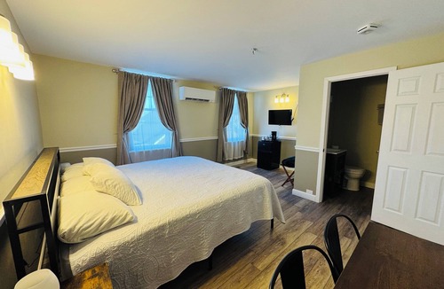Hermann Hotel | Nestle Inn