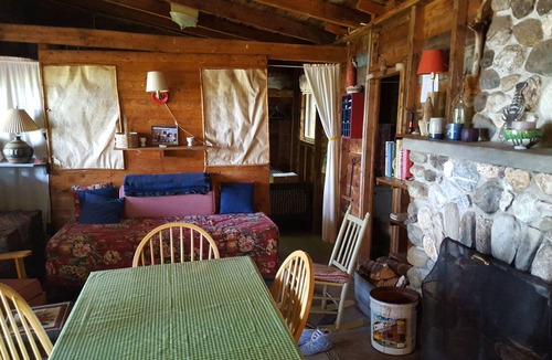 Friendship Cottage | Nestled in the Trees with Ocean Views