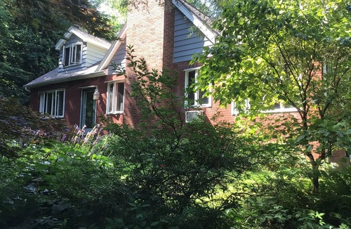 Fairview House | NESTLED IN THE WOODS