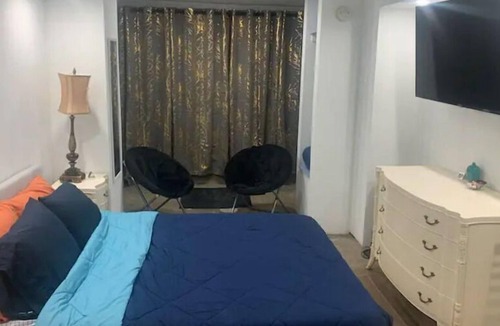 South Side Apartment | NESTLED IN