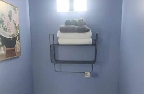 South Side Apartment | NESTLED IN