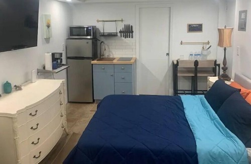 South Side Apartment | NESTLED IN