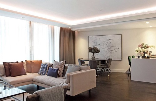West Kensington Apartment | Nestled within an exclusive development