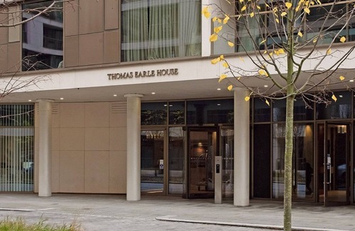 West Kensington Apartment | Nestled within an exclusive development