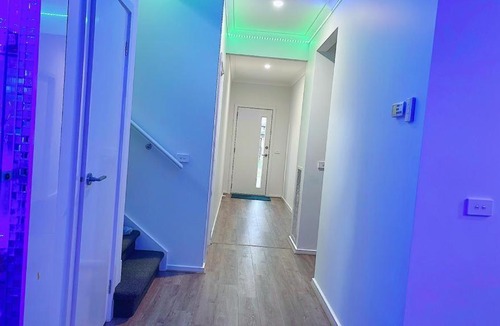 Manor Lakes House | Nestor