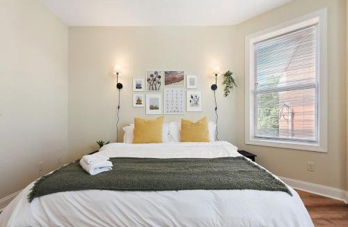 Point Breeze North Apartment | Netflix+Free Parking Near Shopping|Parks|Dining