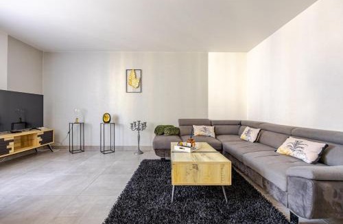 Rombas Apartment | NetFlix Spacieux Calme Parking