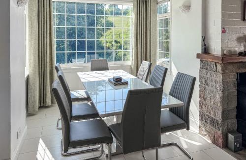 Dollar House | Nether Auchlinsky Cottage