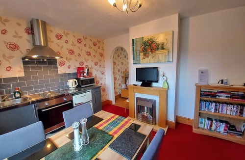 Raymonds Hill House | Netherleigh