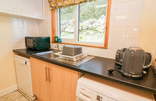 Fourstones Near Bentham Cottage | NETHERSCAR, pet friendly, with open fire in Ingleton