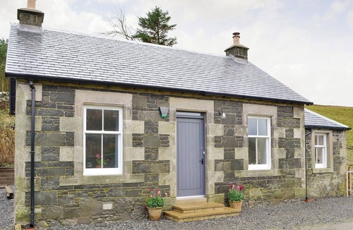 Biggar Cottage | Nettlebush Cottage-UK5629