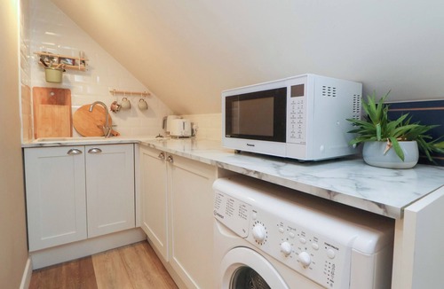 Cheshire West and Chester Cottage | Nettleford Exhale