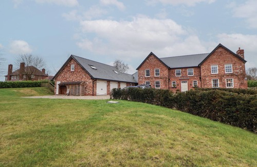 Cheshire West and Chester Cottage | Nettleford Exhale