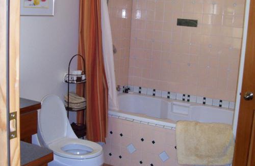 Lummi Island Resort | Nettles Farm