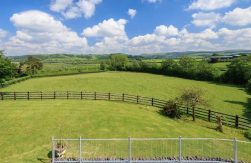 Tregaron House | Neuadd Las