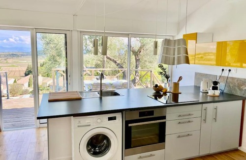 Montbrun-des-Corbieres House | Neuve Romantique
