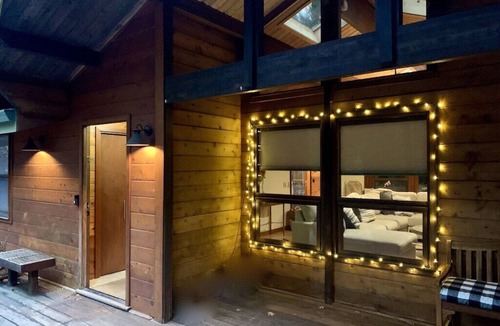 Nevada City Ski Chalet | Nevada City Luxury Retreat. Gorgeous Relaxing Chalet