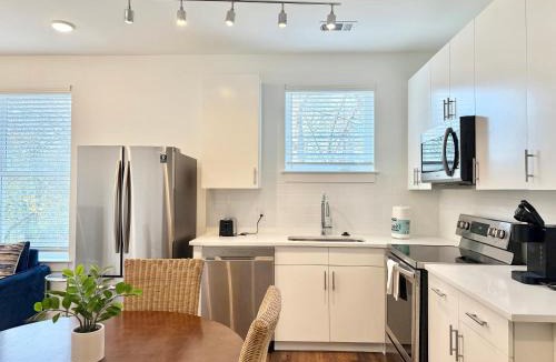 Old Fourth Ward Apartment | New 1B1B Condo in Old Fourth Ward 542Blvd207