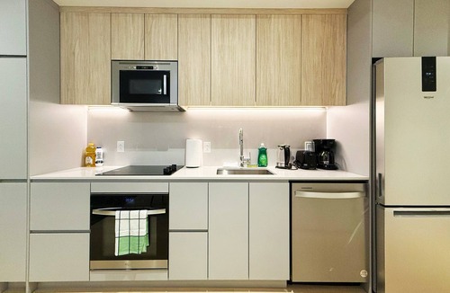 Longueuil Condo | NEW 1bdrm condo, 2mins subway + high walk score!