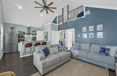 Port Bolivar Villa | NEW! 2 Bed + Loft Near Beach Pool & Playground