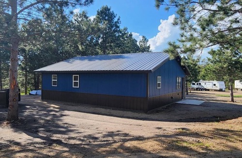 Nevis Cabin | New 2 Bedroom , 1 bath cabin