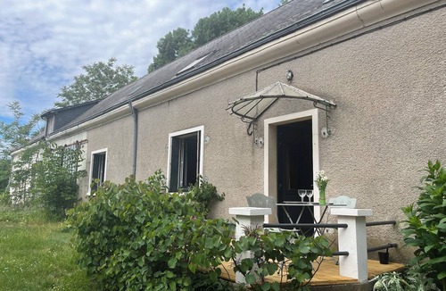 Gennes-Val-de-Loire Cottage | New 2-⭐️ cottage on a Loire island, ideal for families