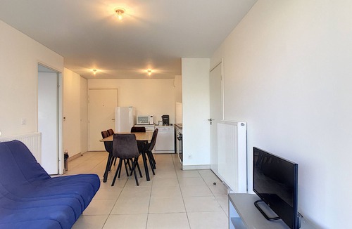 Carnon-Plage Apartment | New 2-Room Apartment with Terrace, Parking, and Beach Access