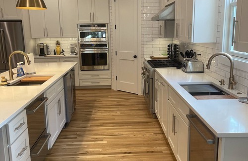 Penhook House | NEW 2024! LUXURY LAKEFRONT!Chef's Kitchen, Elevator, Firepit, Bar, Gameroom!