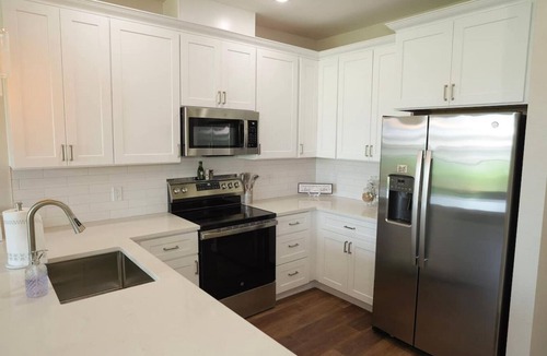 Stephenville House | New 2025 Luxury Townhome Next to Tarleton State