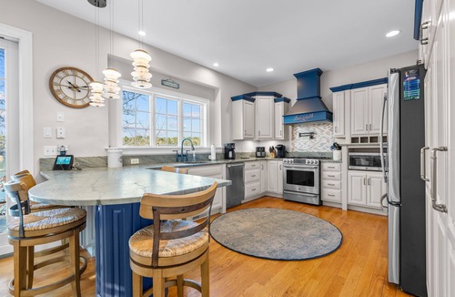 Summersea House | New 2025 Rental-Waterfront, Dock, 3-Beds+, 3.5 baths