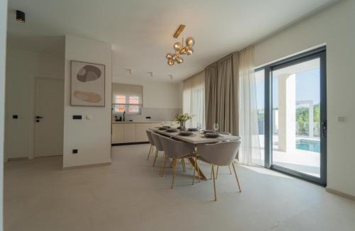 Turanj Villa | NEW 2025 Villa Nikante with heated pool