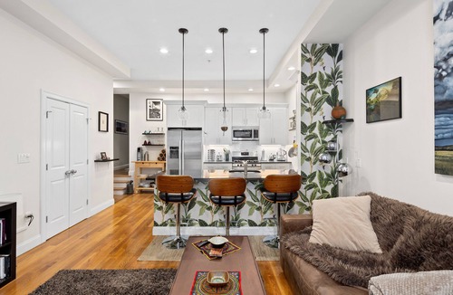 Jeffries Point Condo | New 2BR|2BA Condo in Jefferies Point with Backyard