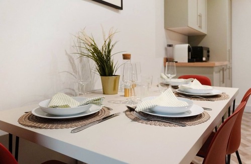 Durham House | New! 2BR in Front Street