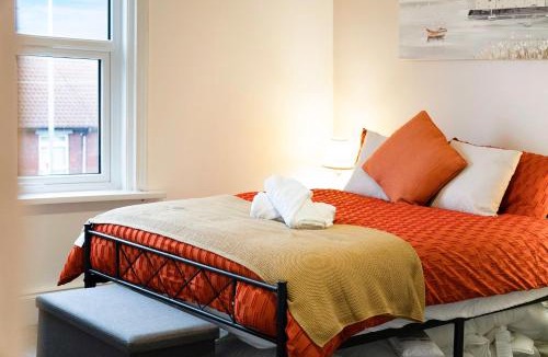 Peterlee House | New! 2BR in Station Road