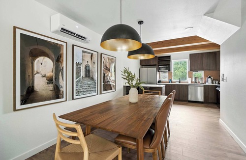 Kerns Condo | New 2BR Luxury Stay Walkable Best Location