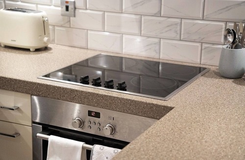 Yarm House | New! 2BR Stephenson House