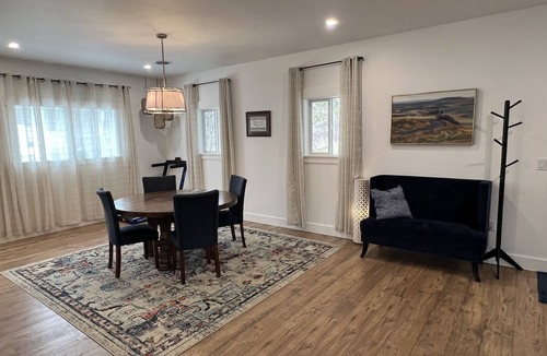 Harvard House | New 3 bdrm home! quiet, single level with open floor plan. 10 min. from Moscow.