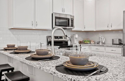 Wake Forest Condo | NEW! 3-bedroom condo in peaceful Wake Forest