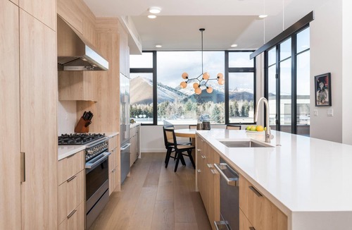 Ketchum Condo | New 3 Bedroom Condo with Mountain Views