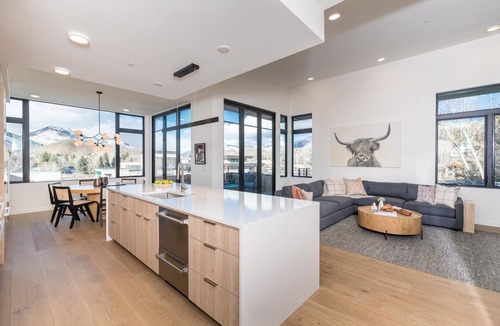 Ketchum Condo | New 3 Bedroom Condo with Mountain Views