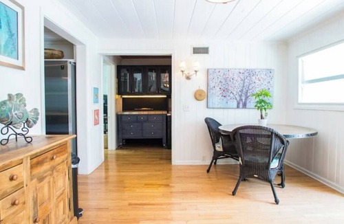 Downtown House | New ! 3-bedroom Pool Home Oasis! Great Location