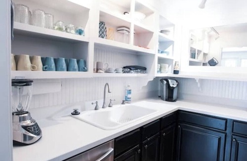 Downtown House | New ! 3-bedroom Pool Home Oasis! Great Location